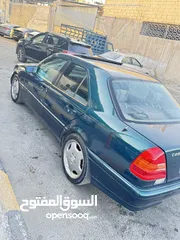  27 مرسيدس c200 بسعر حرق مرخصه وفحصها حلو محوله بلكامل من 95/2000 اتوماتيك متور وقير وقفه وغرفه وله غلطه