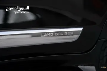  23 Toyota Land  cruiser 4600cc GXR 2017