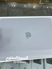  5 Apple Macbook Pro 13 M2