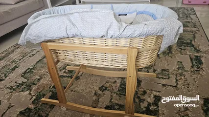  2 سرير طفل شبه جديد