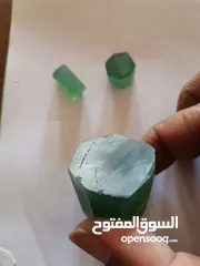  4 حجر من النوادر فخم أخضر كريم خام طبيعي
