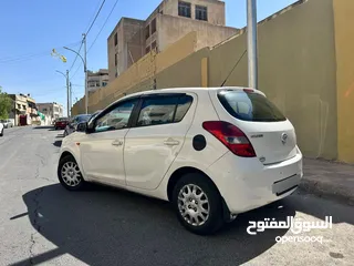  4 هيونداي 120 / 2012 للبيع ماتور 1.6
