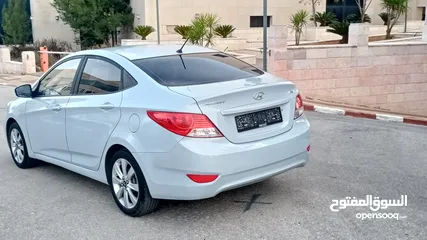  12 هيونداي اكسنت (((1.6))).              اوتوماتيك