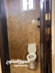  10 شقة صغيرة مفروشة في منطقة مميزة خلف جامعة عمان الاهلية للايجار