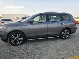  2 Nissan pathfinder model 2019 Gcc full option good condition very nice car everything perfect