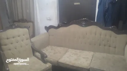  1 طقمين كنب زان مستعمل بدون طاولات للبيع