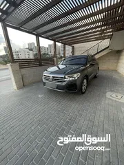  1 طوارق 2019 ار لاين فل الفل بحالة ممتازة جدا دهان الشركة للبيع