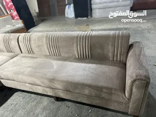  3 I seel this sofa