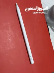  4 قلم ابل برو Apple Pencil pro.