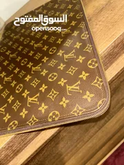  2 Louis Vuitton Pochette Jour GM-Monogram Canvas ‎حقيبة لوي فيتون بوشيت جور GM الأصلية - قماش مونوغرا