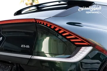  10 Kia EV6 2022 دفع رباعي بطاريه كبيره فل مسكر  فل اضافات خمس كميرات لون مميز