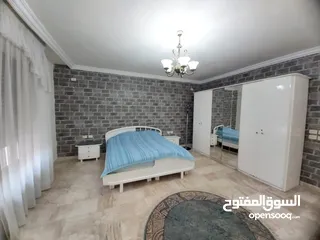  8 شقة طابقية مفروشة للايجار اربع غرف نوم في الرابية 350 متر