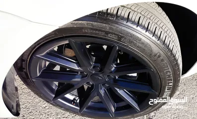  17 تيسلا 2022 model 3 فحص كامل اوتوسكور +B بدون ملاحظات بودي (كرت ابيض) بحالة الوكالة بسعر لقطة ومحرووق