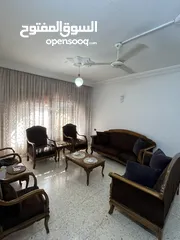  9 طقم كنابيات خشب زان مع طاولة سفرة