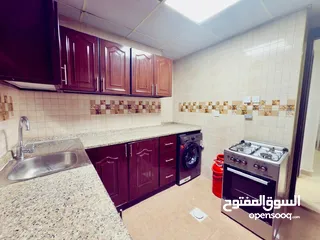  6 F3  /  غرفة وصالة - قريب من الحوت وهاشم  هايبر ماركت -  ايجار شهري  - شامل جميع الفواتير -  الروضة 3