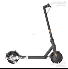  1 سكوتر الكهربائيه مع شاحن Electric scooter with charger