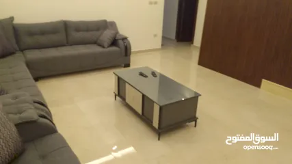  3 شقة مفروشة للايجار في شارع الجامعة