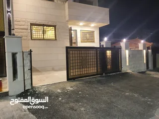  1 شقة للأيجار طابق ارضي سوبر ديلوكس_شارع الوينك