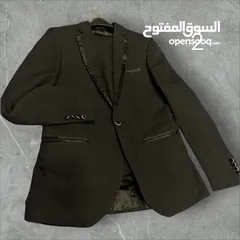 3 بدلة ،،بدلات ،، ربطات عنق ،، جرافه.