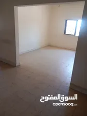  8 شقة طابق ثاني للايجار في الشمالي