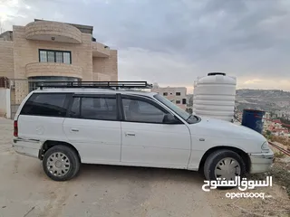  1 اوبل استرا ستيشن موديل 1996 ديزل