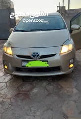  4 تويوتا بريوس للبيع