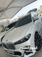  1 BMW x740i gcc