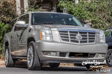  9 Cadillac Escalade 2008   السيارة مميزة جدا و قطعت مسافة 179,000 كيلو متر فقط