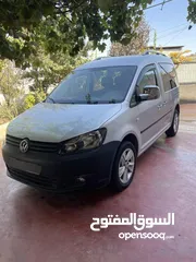  1 فولكسفاغن كادي 2011