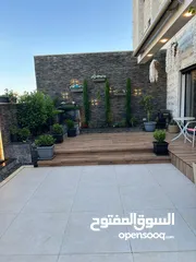  14 فيلا فخمة بناء جديد في الحمر  دابوق متلاسقة مفروشة اثاث جديد وجميل جدا للبيع من المالك