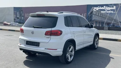  9 Volkswagen Tiguan 2.0 TSI Elegance 2016