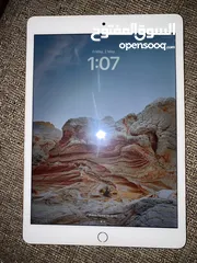  1 ايباد 8 32 GB بحالة ممتازة ipad 8