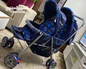  1 عربايه توم بحاله ممتازه