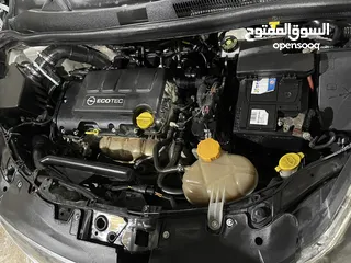  9 اوبل كورسا للبيع موديل 2014  جير عادي مطور 1400  سياره بالصلاه على النبي  اقتصادية جدا