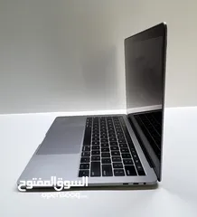  5 Macbook pro A1989 2018, i5 8th, 8gb Ram, 512gb ssd