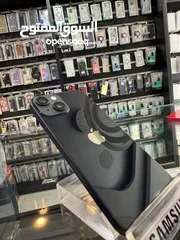 4 iPhone 14  128GB بطارية 90% الجهاز بحال الوكالة مش مفتوح ولا مغير فيه اي اشي متوفر لون احمر و اسود