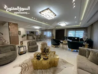  5 فيلا للبيع في الظهير