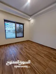  14 شقة سوبر ديلوكس طابق ارضي مع ترس واسع باجمل مناطق شفا بدران