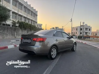  3 كيا فورتي 
2010/2009