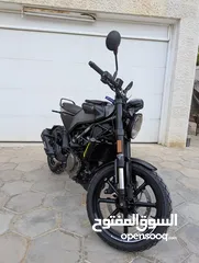  2 Husqvarna Svartpilen 250cc 2022