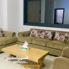  1 شقة مفروشة مميزة للايجار في سطح مرحبا