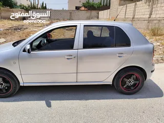  10 سكودا فابيا للبيع موديل 2004 اوتوماتيك بحالة الوكالة