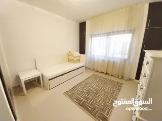  13 شقة مفروشة للإيجار 220م2 ( Property 19271 ) سنوي فقط