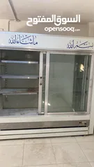  1 ثلاجة عرض للبيع