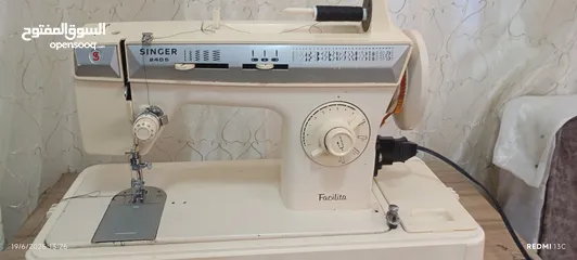  1 ماكينة خياطة singer2405 للبيع