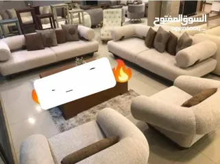  5 "دلل منزلك بلمسة من الفخامة والراحة مع طقم الجلوس الرائع المكون من 7 مقاعد!