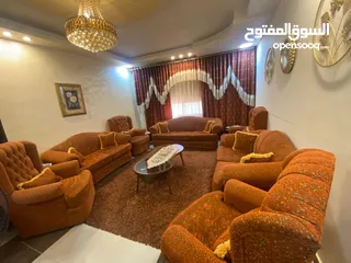  1 كنب 11 مقعد مع ستاره