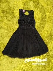  1 فستان قصير