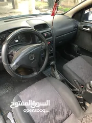  8 اوبل استرا