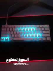  3 كيبورد ميكانيكال فانتيك 60% keyboard fantech maxfit61 red switch white بحاله الوكاله